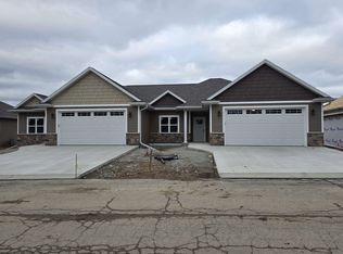 5374 Pennsylvania Ave, Appleton, WI 54914