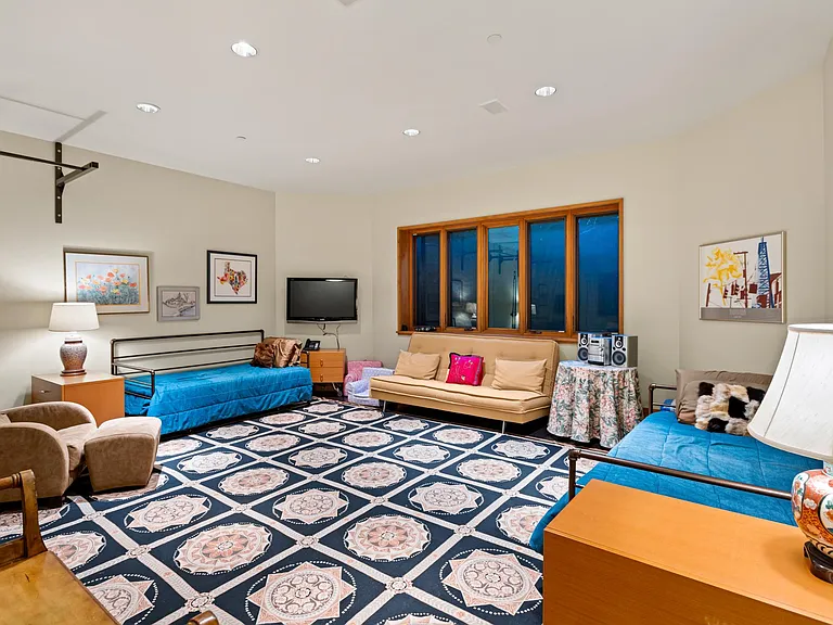 1575 Silver King Dr — Photo 25