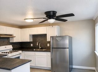 230 N 4th Ave #102, Oakdale, CA 95361
