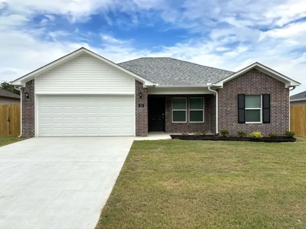 105 Redbud Ct, Jacksonville, AR 72076