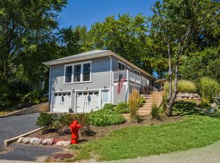 25777 W Cook St, Wauconda, IL 60084