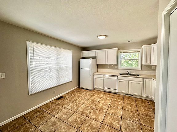 5th image of 1176 Mazatlan Cir #201