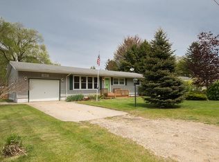 1810 Bayview Dr, Norton Shores, MI 49441