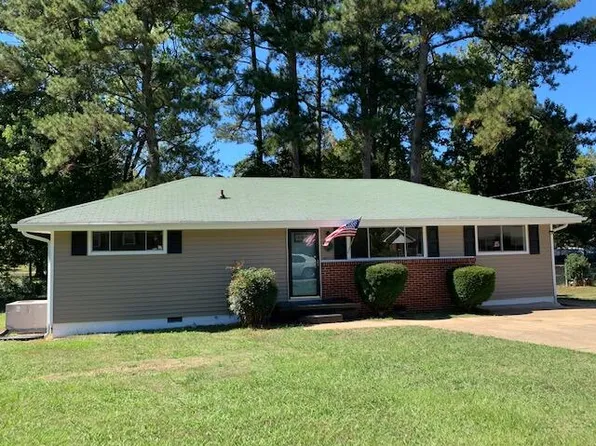 83 Shawnee Trl, Ringgold, GA 30736