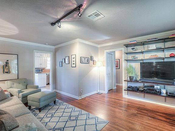 3rd image of 4306 De Milo Dr