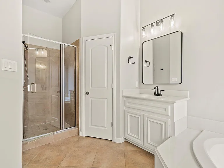 28410 Stonestead Dr — Photo 32
