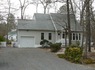 2 Spruce Ct, Ocean Pines, MD 21811