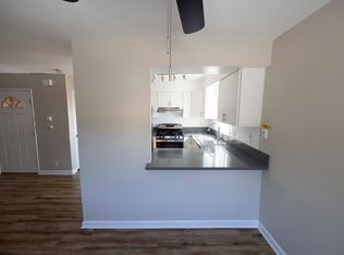 2226 Via Blanca APT D, Oceanside, CA 92054