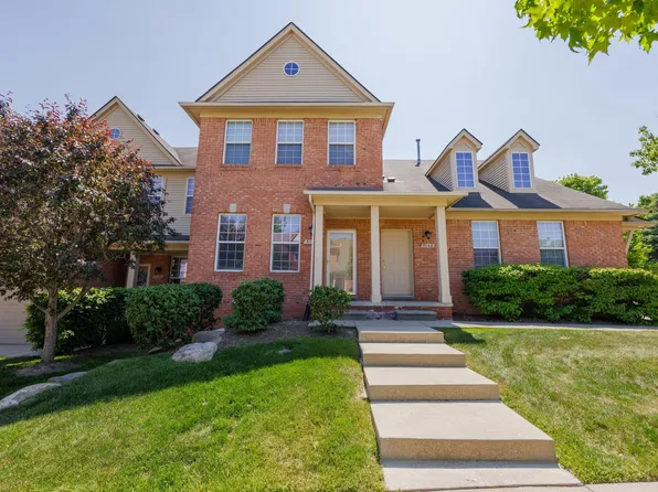 5156 Mesa Dr, Shelby Township, MI 48316