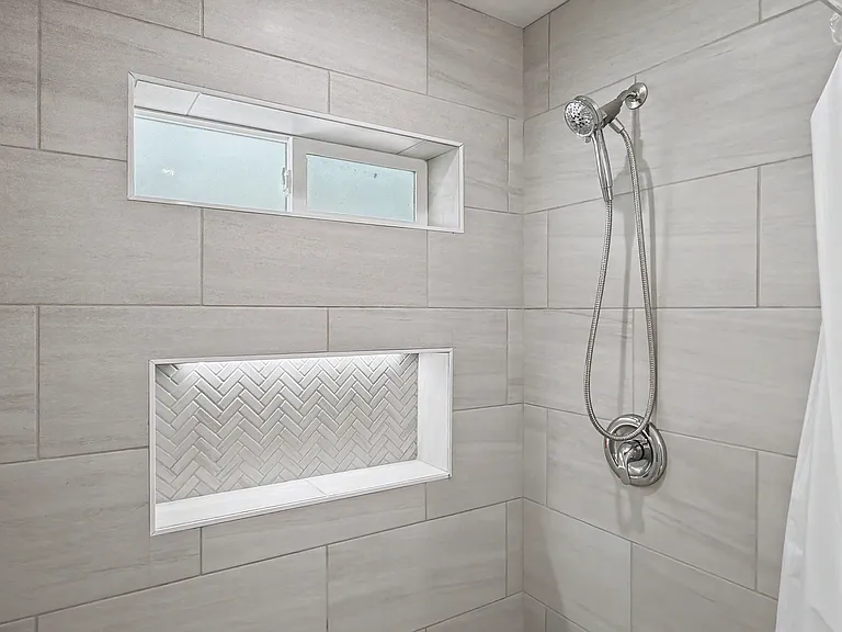 545 W Shenandoah St #B — Photo 11