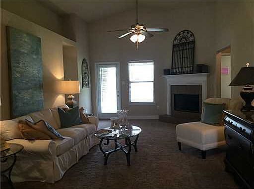 3rd image of 14728 Canal Blvd