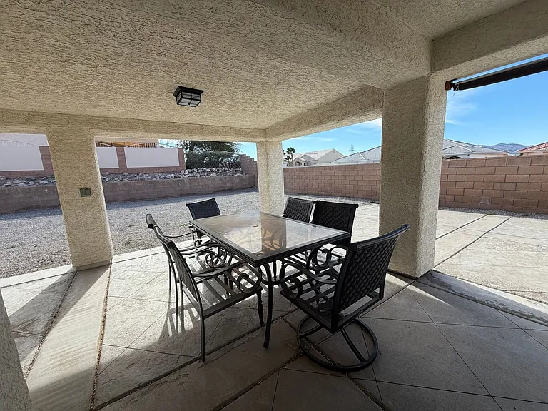2416 N Ridge Ave — Photo 23