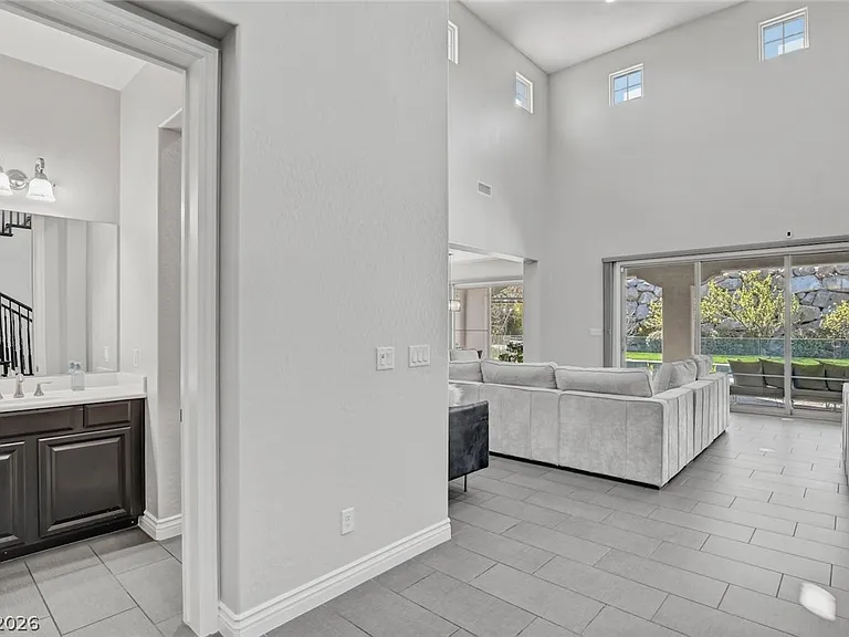 11 Grand Masters Dr — Photo 53