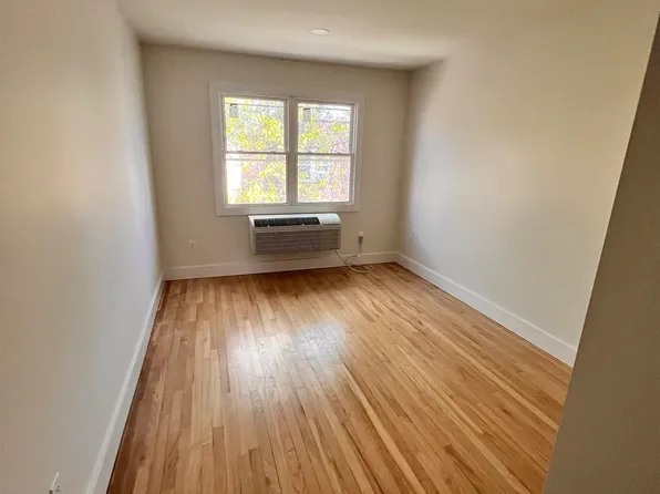 72 69th Street image 31 of 36