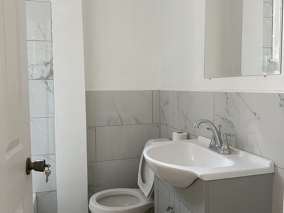 2nd image of 233 S 45th St Floor 2