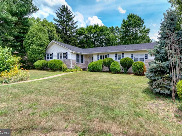 121 Euclid Ave, Pitman, NJ 08071