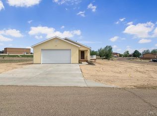944 S Harmony Dr, Pueblo, CO 81007
