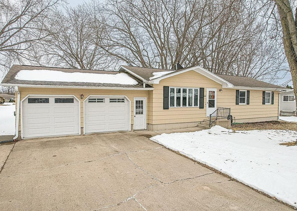 1st image of 1010 Farmer Ave