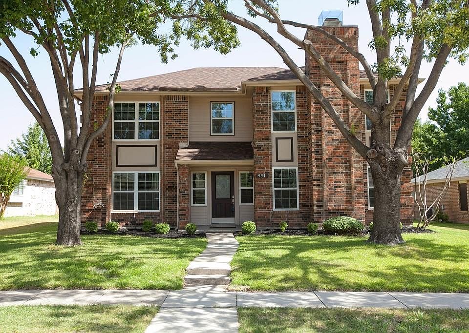 1st image of 991 Acorn Dr