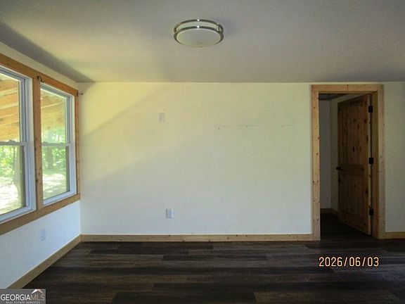 5th image of 4649 Pleasant Plains Rd