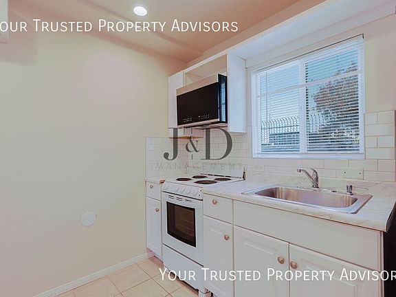 4th image of 3080-3090 Webster Ave