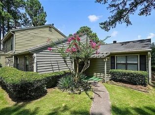 76 Sandalwood Cir, Lawrenceville, GA