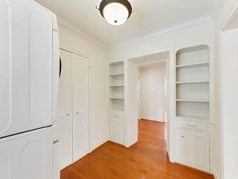 2343 Shakespeare St #2 — Photo 10