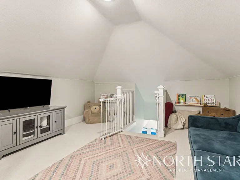 2224 NE 46th Ave — Photo 23