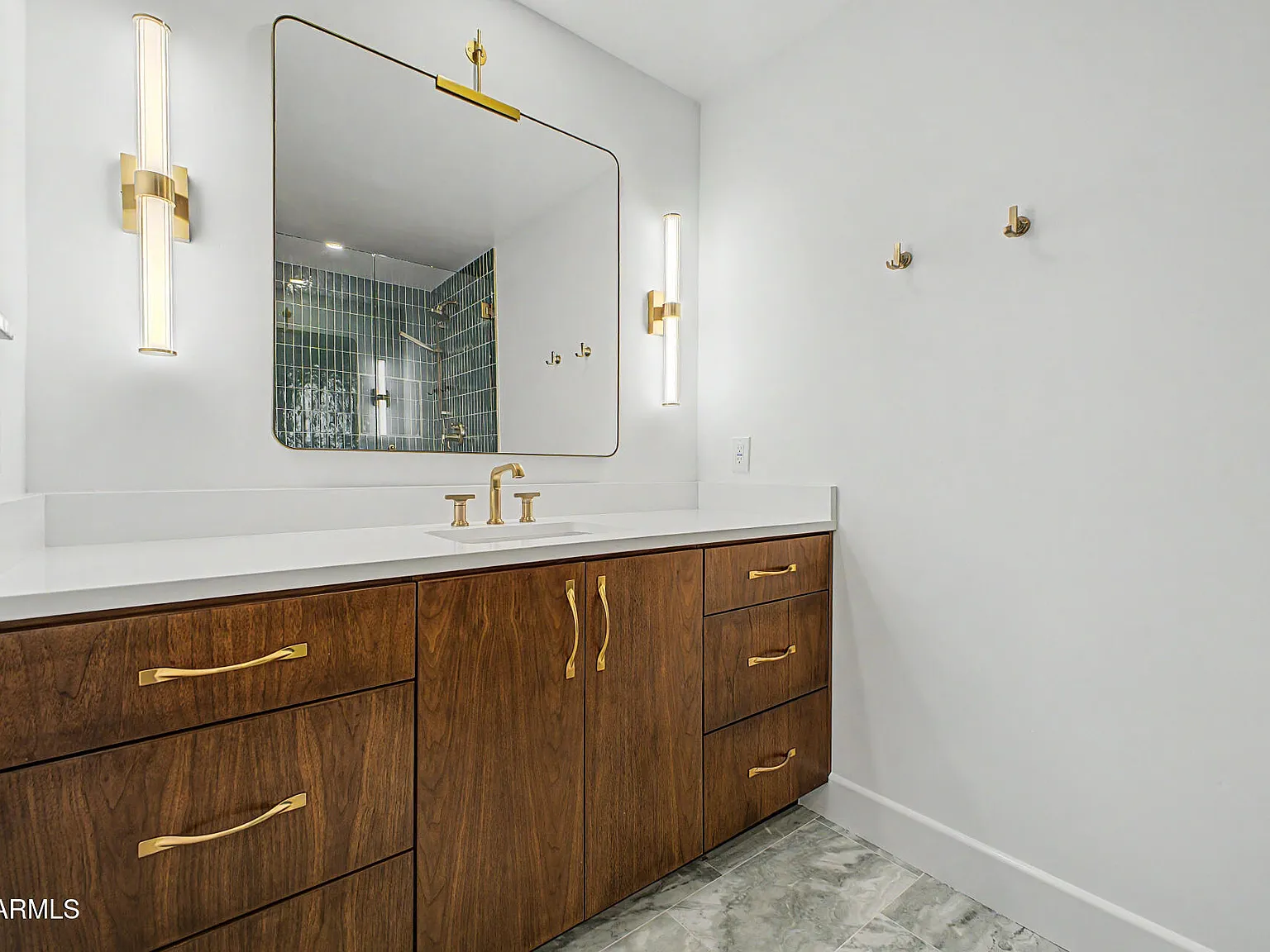 2 bed, 2.0 bath, 1730 sqft, $3,895 — Photo 4