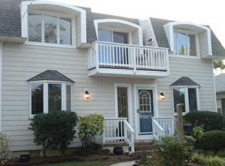 420-22 W Surf Rd, Ocean City, NJ 08226