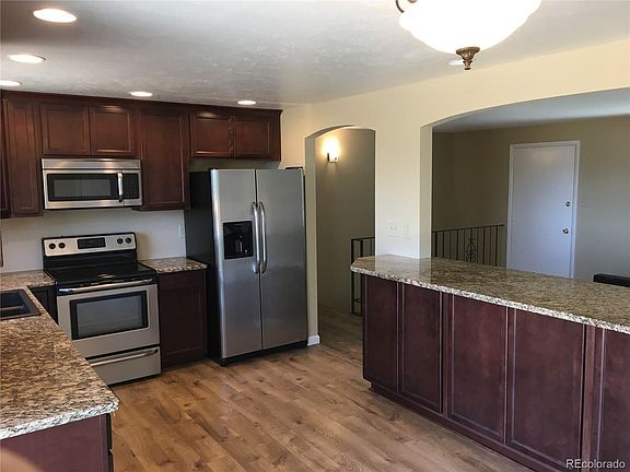 3rd image of 13198 Mercury Drive
