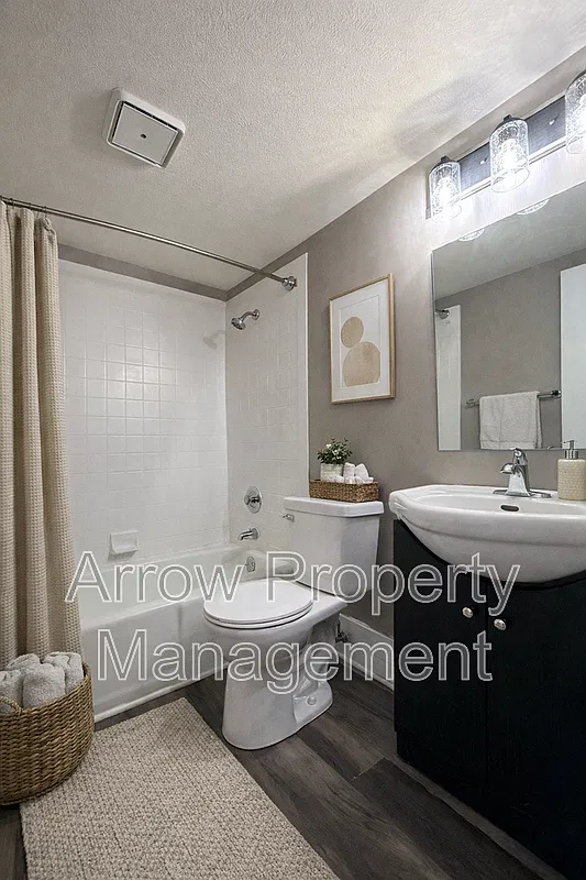 2 bed, 1.0 bath, 830 sqft, $865 — Photo 4