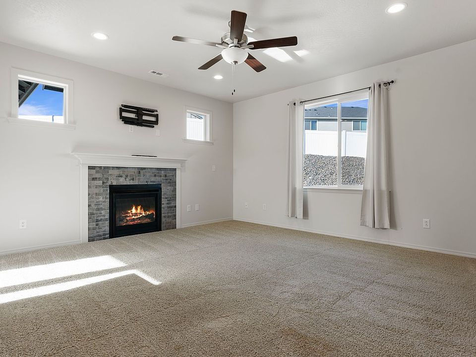 1205 W Franklin St 1205 Franklin St Moses Lake WA Zillow