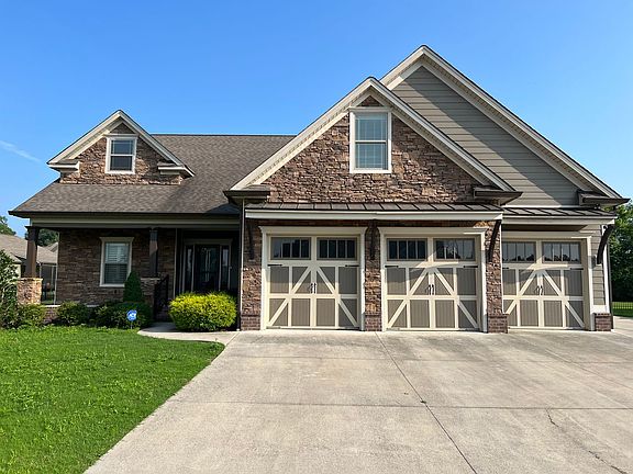 2nd image of 8316 Skybrook Dr