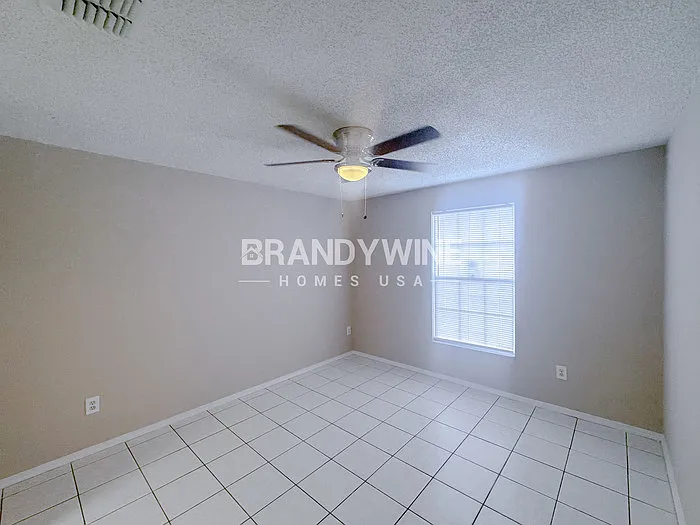 2549 Jessica Ln — Photo 5