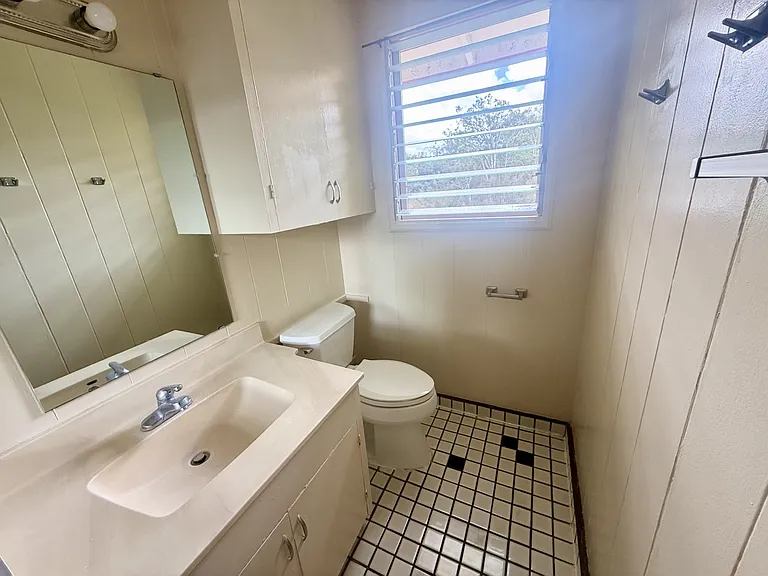 166 Lakeview Cir #D — Photo 5