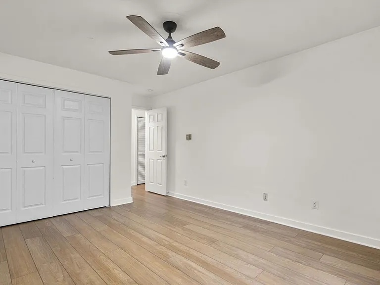 3334 Spring Ln #B42 — Photo 13