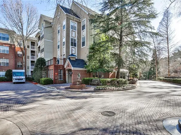 1126 Westchester Rdg NE, Atlanta, GA 30329