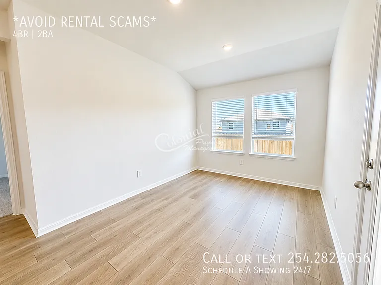 105 Fossil Dr — Photo 9