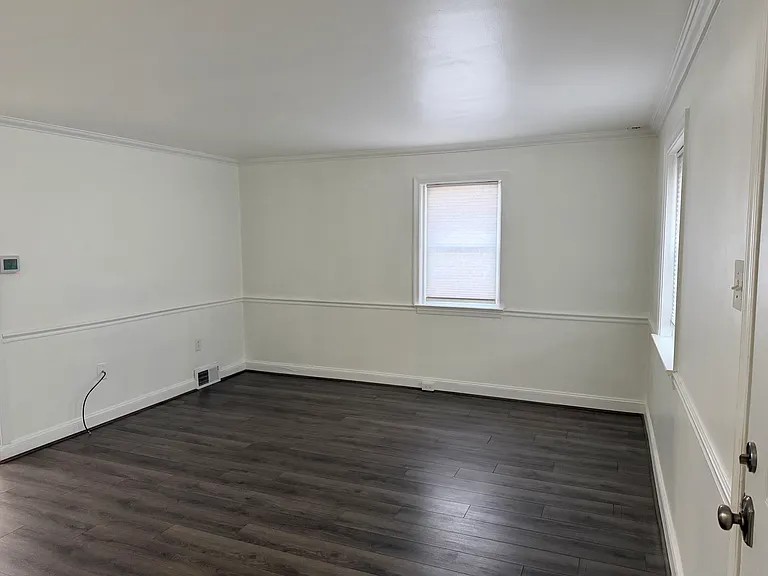 346 W Church Rd — Photo 3