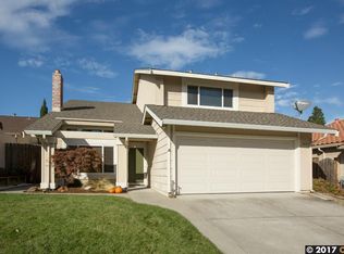 304 Willowcreek Ln, Martinez, CA 94553