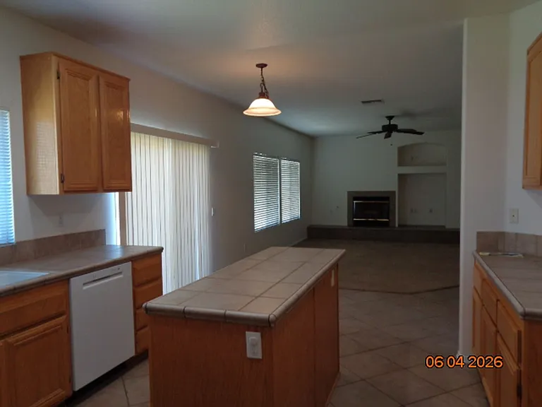 2045 W Avenue J #7 — Photo 6