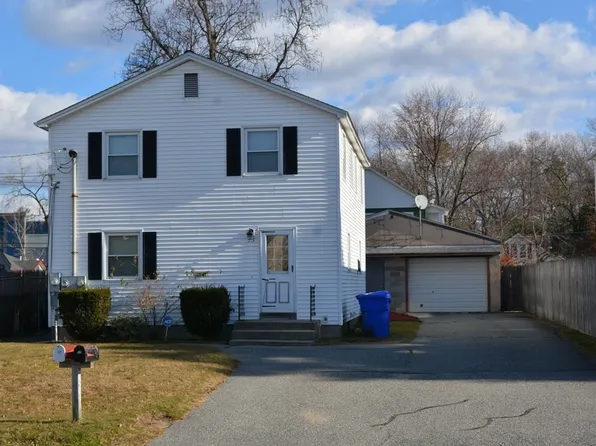 15-17 Lloyd Ave, Springfield, MA 01119