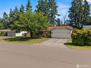 9117 Skokomish Way NE, Olympia, WA
