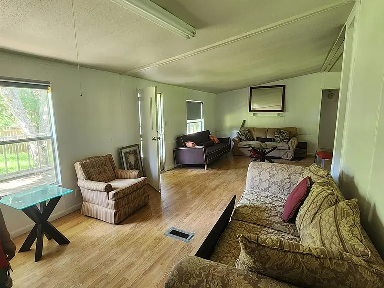 190 Briar Meadows Dr — Photo 11
