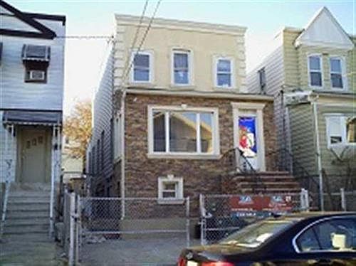 2nd image of 189 Randolph Ave