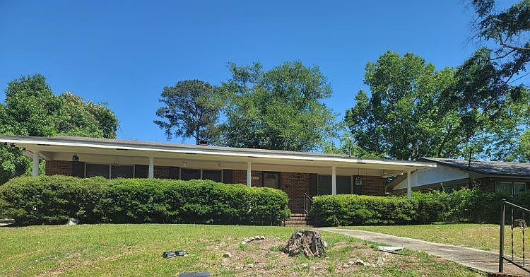 1st image of 817 Dixie Dr