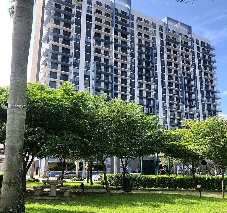 1st image of 5350 NW 84th Ave #505