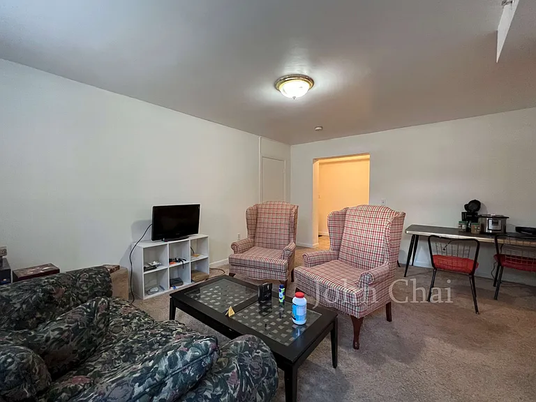 1292 Commonwealth Ave #6 — Photo 22