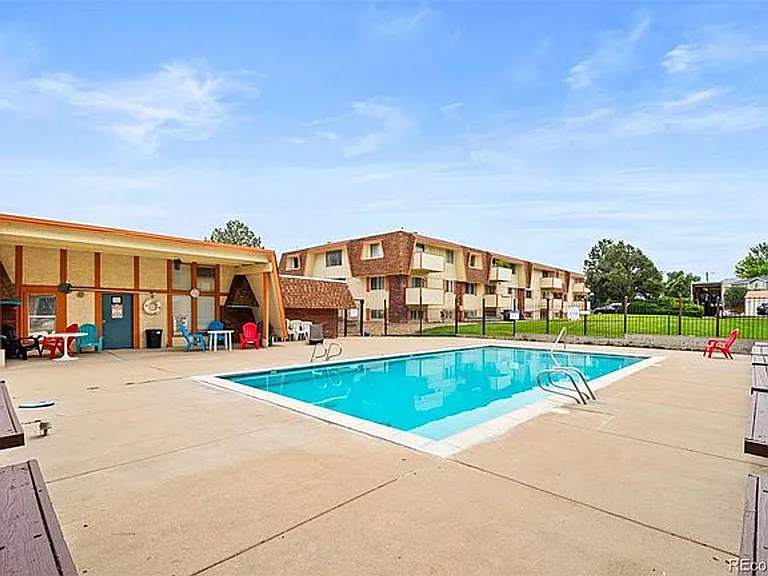 10211 Ura Ln #1-301 — Photo 16